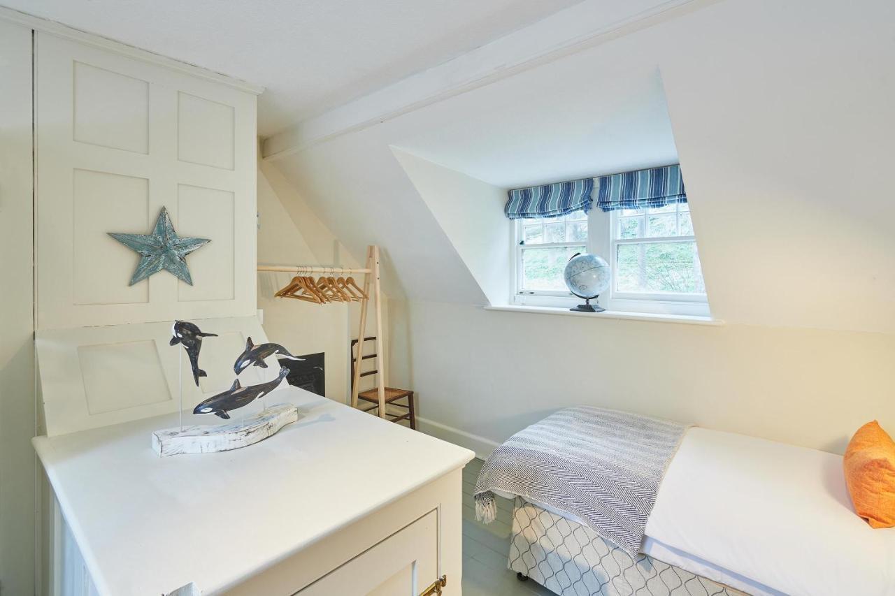 Host & Stay - 1 Coastguard Cottages Скарборо Екстер'єр фото